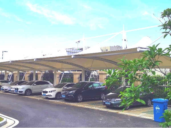 车棚搭建材料的选择，什么才是经济实用的？